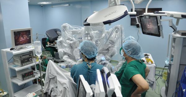 Địa phương kêu Bộ Y tế “ôm” quá nhiều việc