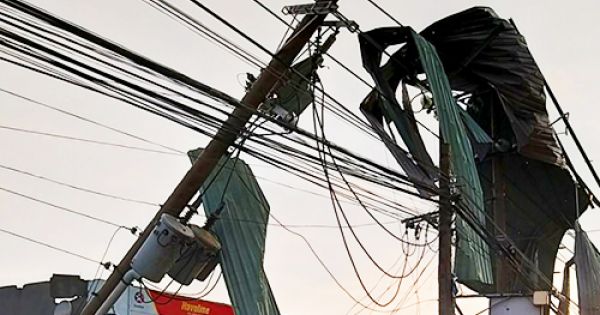 Xuất hiện mưa đá ở miền Tây