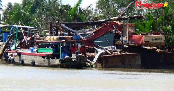 KỲ 1 - “Cát tặc” tiếp tục lộng hành: Hóa đơn hợp thức hóa cát lậu