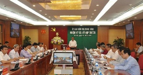 Bí thư và Chủ tịch huyện Ba Vì bị cảnh cáo vì vi phạm quản lý đất đai