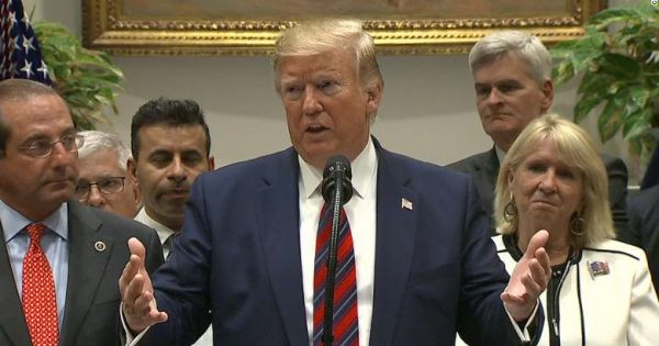 Trump hối thúc Iran ngồi lại bàn đàm phán về thỏa thuận hạt nhân