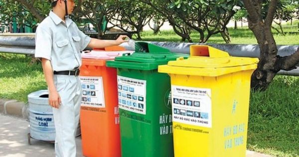 TPHCM: Từ 1/6, để rác thải tồn đọng quá 24 giờ, bốc mùi trên đất của mình sẽ bị phạt