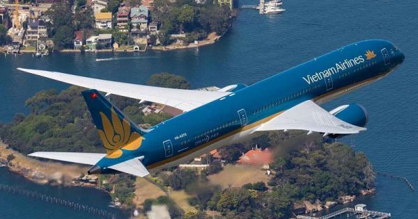 Vietnam Airlines kỷ niệm 15 năm bay thẳng đến Nga