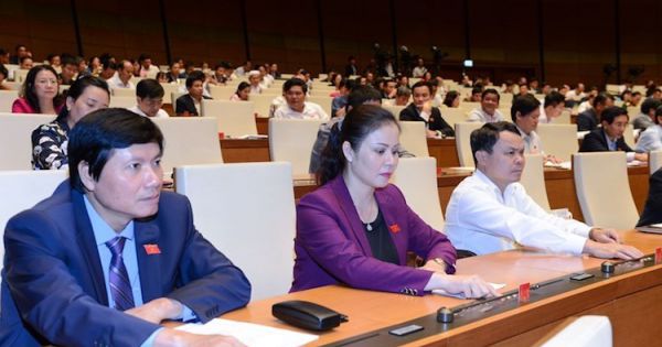 Quốc hội xin ý kiến đại biểu về thời gian cấm bán rượu, bia