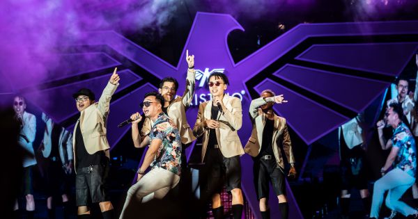 20.000 khán giả Hà Nội đi qua từng cung bậc cảm xúc