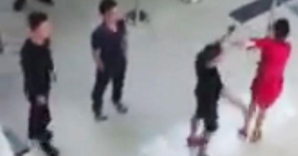 Hành khách có hành vi 