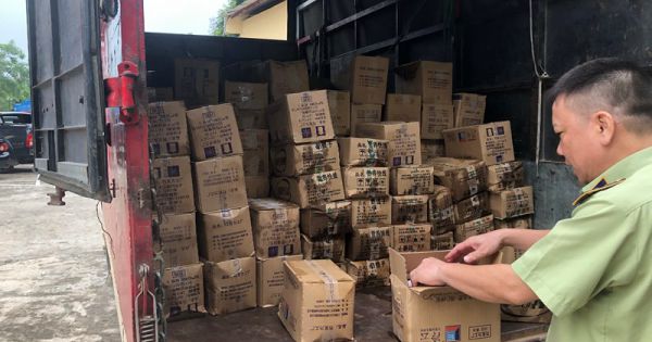 Thu giữ 8 ngàn que kem Trung Quốc, lộ đường dây nhập kem giá siêu rẻ trái phép