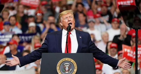 Donald Trump chính thức khởi động chiến dịch tái tranh cử