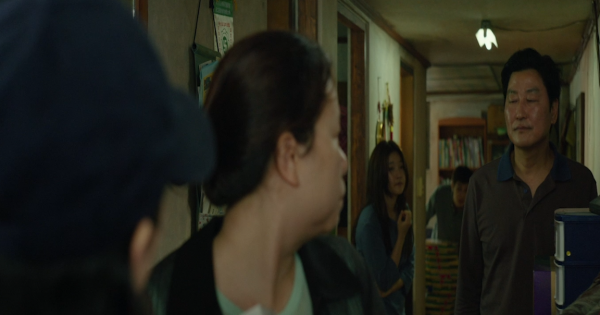 Ký Sinh Trùng - phim Hàn đạt doanh thu mở màn cao nhất, gần 15 tỷ đồng