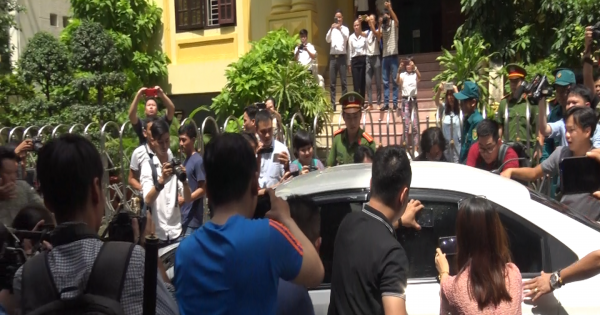 Xét xử vụ án Dâm ô đối với ông Nguyễn Hữu Linh: Trả hồ sơ để điều tra bổ sung