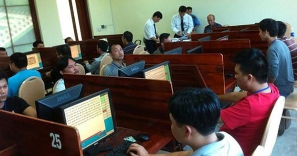 Tổng cục Đường bộ siết chặt giám sát thi bằng lái xe