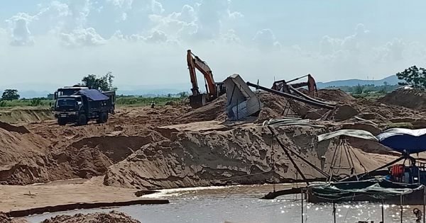 Sở TN-MT Phú Yên kiến nghị dừng hoạt động 3 mỏ cát