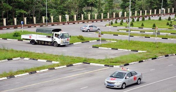 Học viên thi giấy phép lái xe tại 5 tỉnh, thành được giám sát qua camera