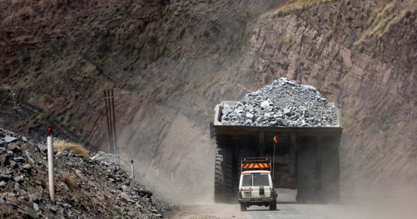 Đột nhập mỏ kim cương 