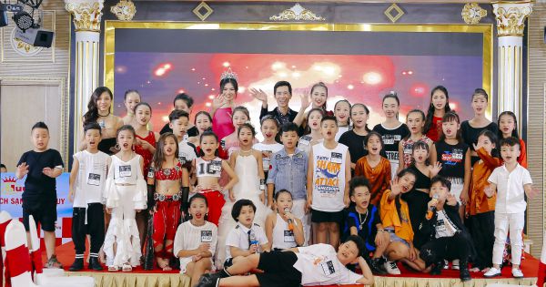 Đi tìm “Miss and Mister Future”