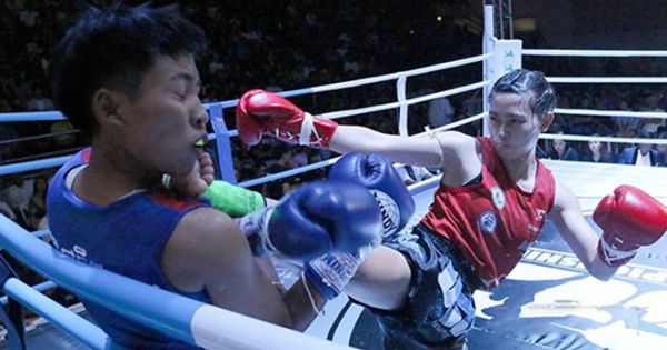 Nữ võ sĩ Việt Nam Huỳnh Hà Hữu Hiếu giành HC vàng giải Muay Thái thế giới