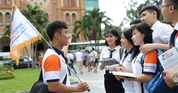 Từ 1/8, cho mượn thẻ HDV du lịch bị phạt đến 15 triệu