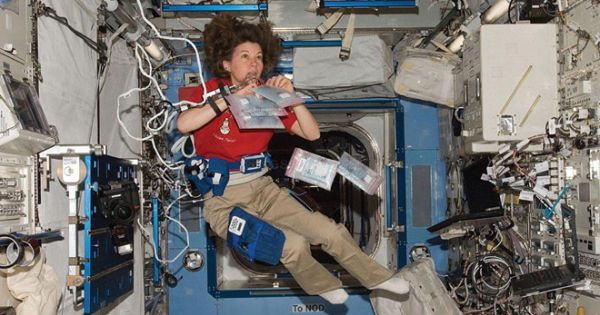 Nga: Trạm Vũ trụ Quốc tế vừa phóng tàu Progress 72 chở đầy rác ra không gian