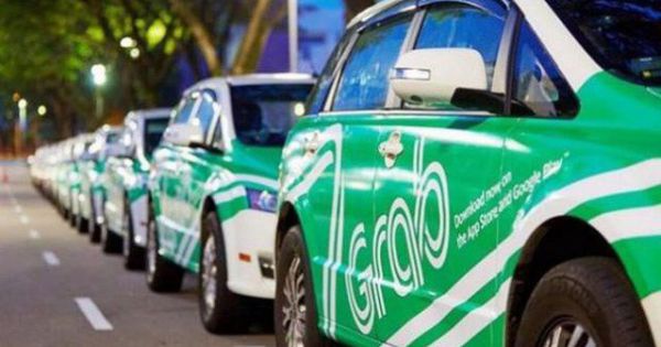Thủ tướng yêu cầu báo cáo phương án “gắn mào” cho taxi công nghệ trước 15/8
