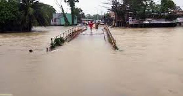 Phú Quốc sơ tán 1.200 người dân khỏi nơi ngập nguy hiểm