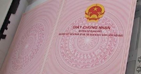 Công ty Phú Hồng Thịnh trao 329 giấy chứng nhận quyền sử dụng đất cho khách hàng