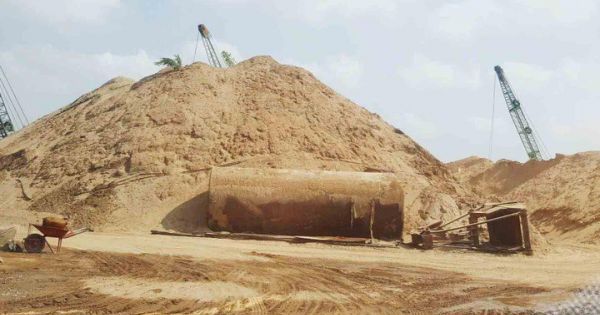 Hà Nội: Chấn chỉnh hoạt động khai thác và bãi tập kết vật liệu xây dựng