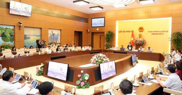 Ủy ban Thường vụ Quốc hội thống nhất chỉ có 01 sở giao dịch chứng khoán