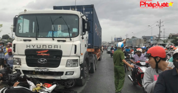 Đề nghị truy tố tài xế xe container gây tai nạn thảm khốc ở Bến Lức