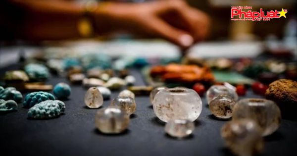 Tìm thấy hòm châu báu bị chôn vùi trong thảm họa núi lửa cách đây 2000 năm