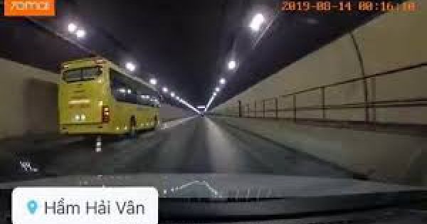 Vụ xe khách vượt ẩu trong hầm Hải Vân: Coi thường pháp luật, phải xử lý nghiêm minh