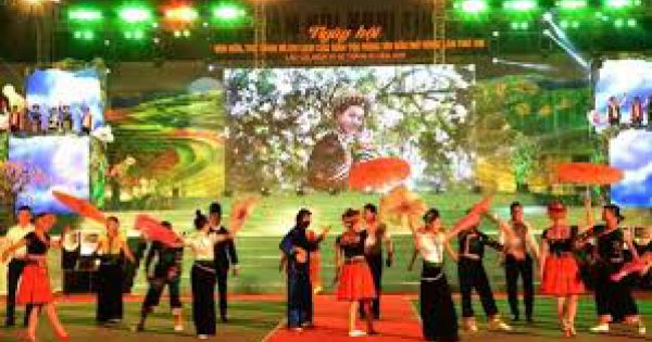 Khai mạc các hoạt động Ngày hội Văn hóa các dân tộc Tây Bắc