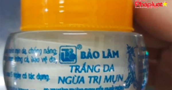 Đình chỉ hàng loạt kem ngừa mụn chứa thành phần không được cấp phép