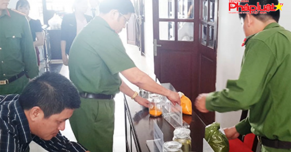 Ba doanh nghiệp bán xăng kém chất lượng bị phạt hơn 500 triệu