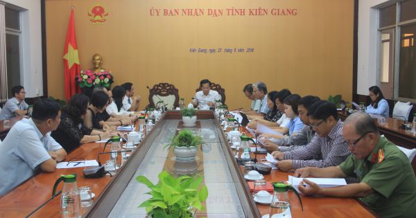 Đêm chung kết Cuộc thi “Nữ hoàng Trang sức Việt Nam 2019” được tổ chức tại Vinpearl Phú Quốc