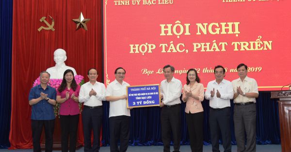 Tỉnh ủy Bạc Liêu và Thành ủy Hà Nội - Hợp tác và phát triển