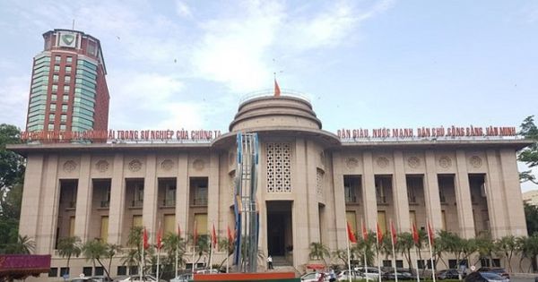 NHNN tuýt còi hoạt động đầu tư trái phiếu doanh nghiệp của các ngân hàng