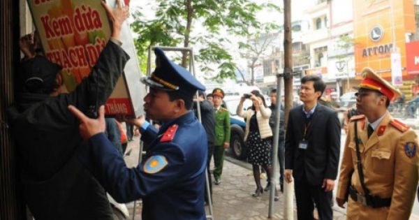 Hà Nội xử lý hàng nghìn vi phạm lấn chiếm lòng đường, vỉa hè trước dịp 2/9