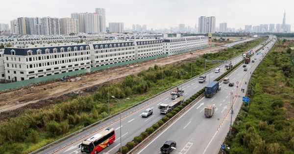 TPHCM kiến nghị làm bãi đậu xe dưới gầm cầu cao tốc