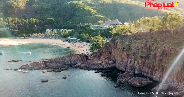 Vẻ đẹp của những tàn tích núi lửa dưới chân Bãi Xép