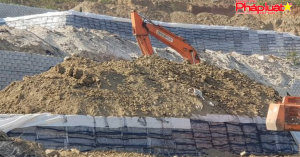 Nha Trang: Tháo dỡ bức tường 