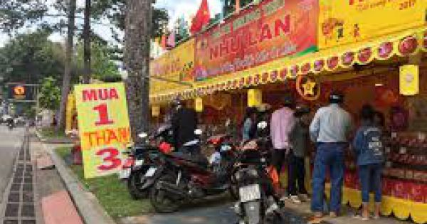 Bình Phước: Phát hiện 3 cơ sở nhập lậu bánh trung thu, bánh bông lan