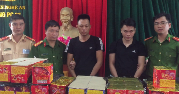 Nghệ An: Dùng container vận chuyển 130kg pháo đi tiêu thụ