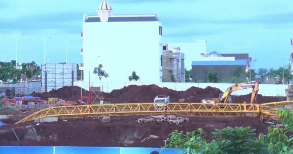 Bình Phước: Hai người rơi từ độ cao 30m xuống đất