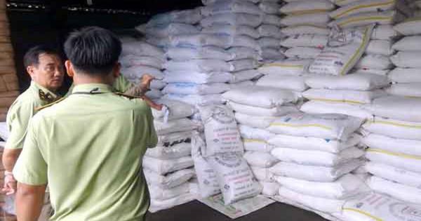 Sóc Trăng: Cảnh sát niêm phong kho chứa trên 70 tấn đường