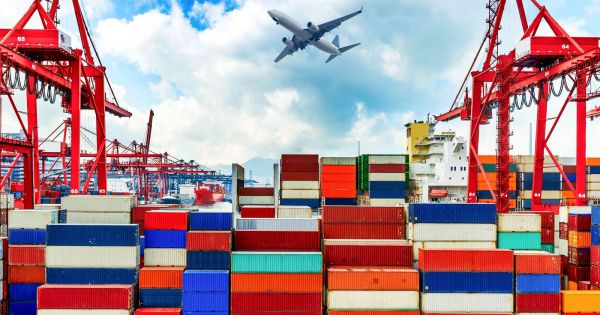 Việt Nam nên giảm nhập khẩu từ thị trường Trung Quốc