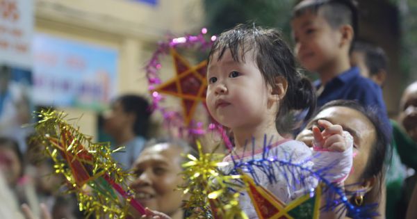 Tết Trung thu đến sớm với các em nhỏ đang điều trị tại BV Xanh Pôn, Hà Nội