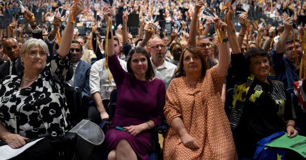 Anh: Đảng Dân chủ Tự do theo đuổi chính sách ‘ngừng Brexit’