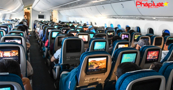 Liên tục phát hiện kẻ trộm 'đội lốt' khách đi máy bay