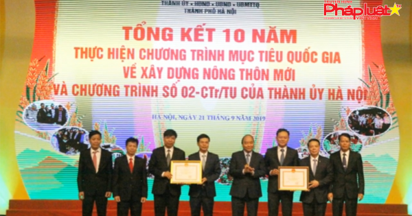 Thủ tướng dự Hội nghị tổng kết 10 năm xây dựng nông thôn mới tại Hà Nội