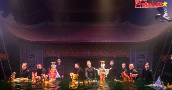 Sự biến ảo của các nghệ sĩ múa rối tại “Mơ Rồng”